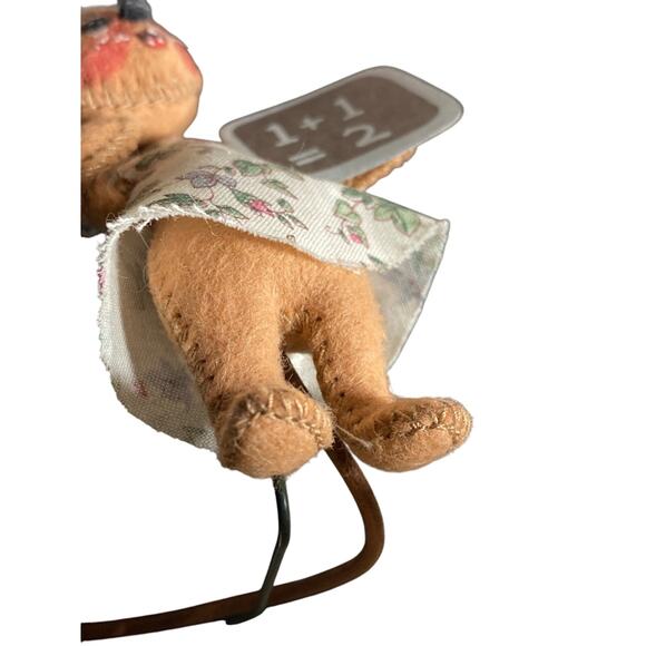 Annalee 3" Teacher With Chalkboard And Chalk Vintage Doll 1997 Home Decor - Picture 7 of 8